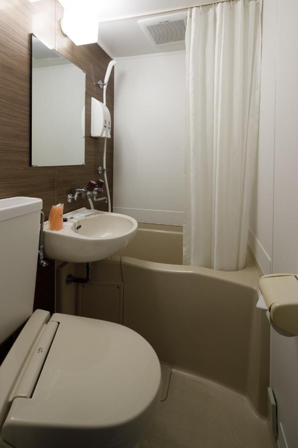 อะซะกุซะ ทาวน์ โฮเต็ล Hotel โตเกียว ภายนอก รูปภาพ